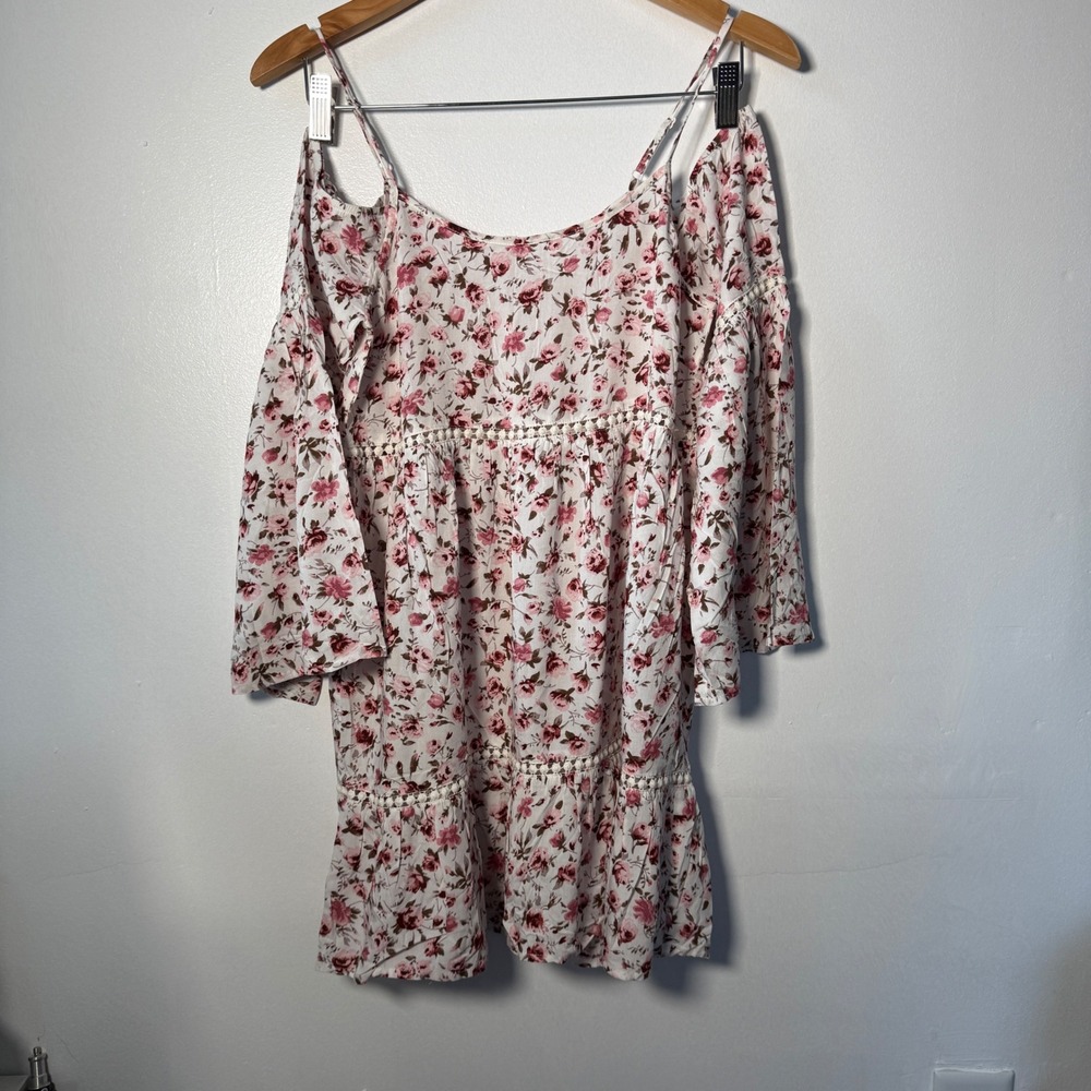 BNWT En Creme Women Pink Floral Bell Sleeve Crochet Trim Mini Dress Small